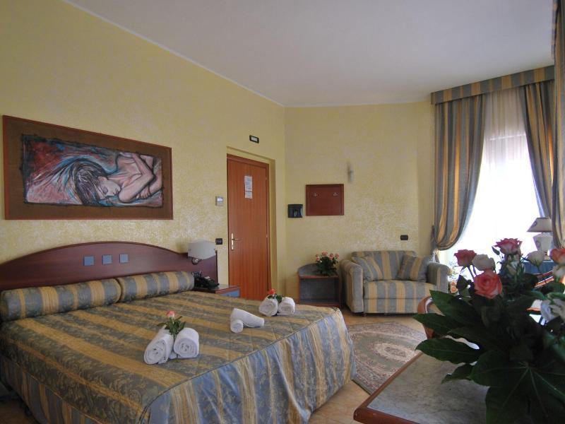 Hotel San Giuseppe - Cityhotel Catanzaro Exterior photo