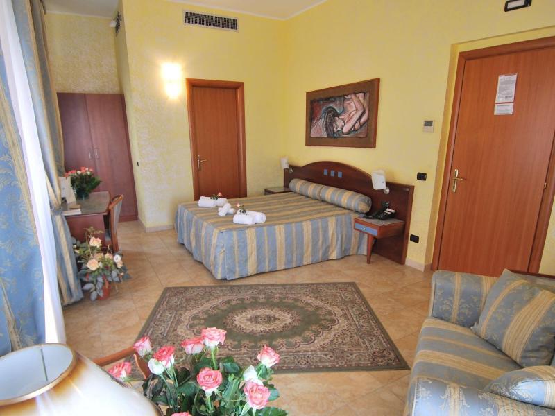 Hotel San Giuseppe - Cityhotel Catanzaro Exterior photo